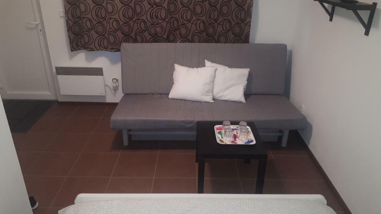 Apartment - Sukromie V Meste